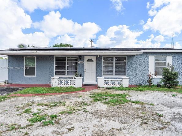1840 NW 33rd Ter, Lauderhill FL 33311
