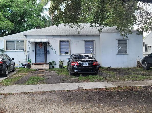 3621 SW 13th St, Miami FL 33145