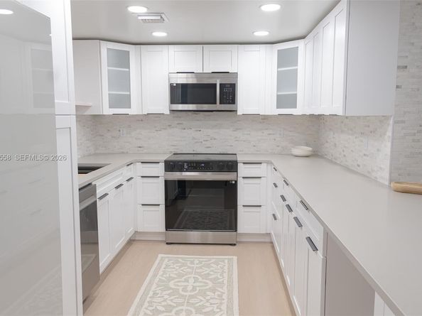 3051 N Course Dr 107, Pompano Beach FL 33069