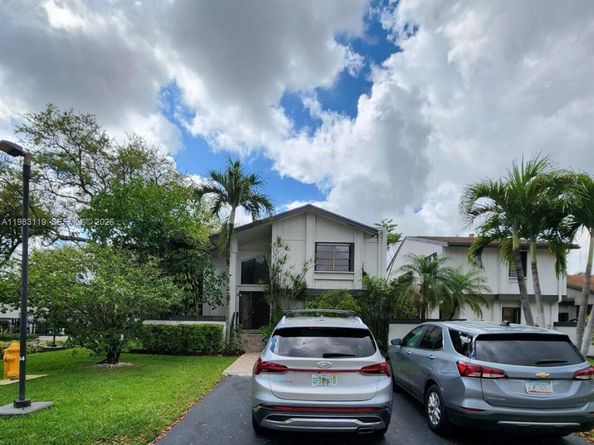 11712 SW 91st Ter, Miami FL 33186