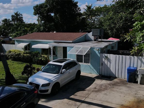 2933 NE 12th Ter, Pompano Beach FL 33064