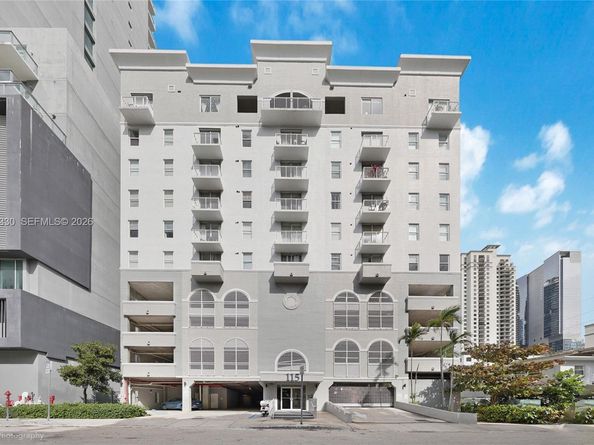 115 SW 11th St 505, Miami FL 33130