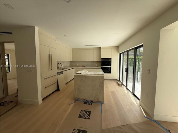 118 Sarto Ave, Coral Gables FL 33134