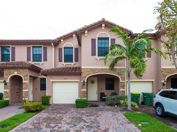 108 SE 34th Ter, Homestead FL 33033