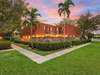 752 NW 98th Way