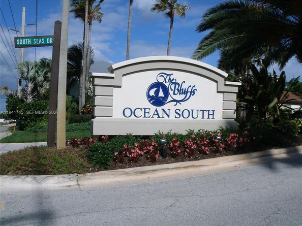 701 S Seas Dr 206, Jupiter FL 33477