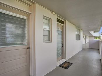 2800 NW 47th Ter