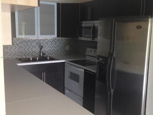 6101 N Falls Cir Dr 409, Lauderhill FL 33319