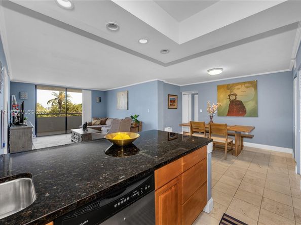 7300 Wayne Ave 405, Miami Beach FL 33141