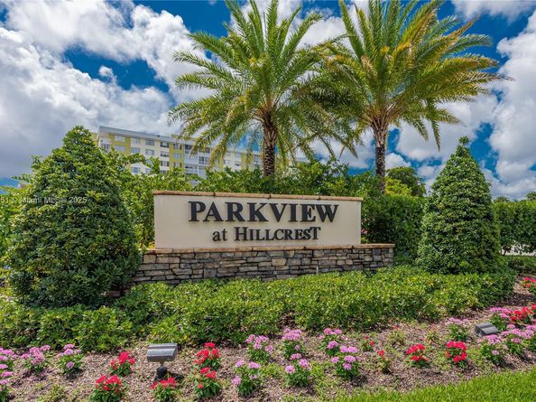 4974 Greenway Dr, Hollywood FL 33021