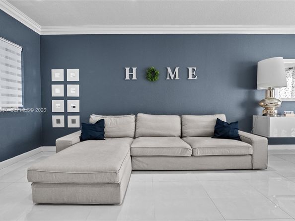 21474 SW 85th Path, Cutler Bay FL 33189