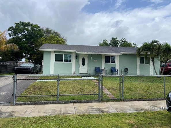 14501 SW 297th St, Homestead FL 33033