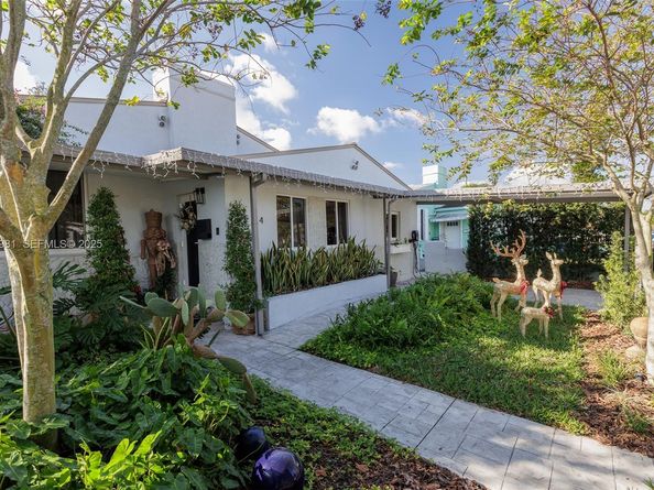 734 NW 75th St, Miami FL 33150