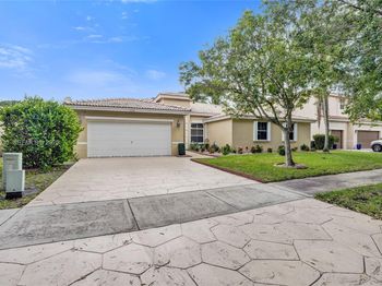 4286 NW 42nd Ter