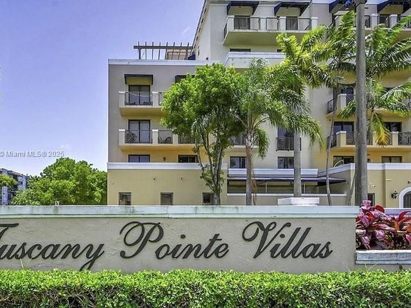 8430 SW 8th St 606B, Miami FL 33144