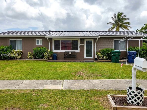 15104 SW 304th Ter, Homestead FL 33033