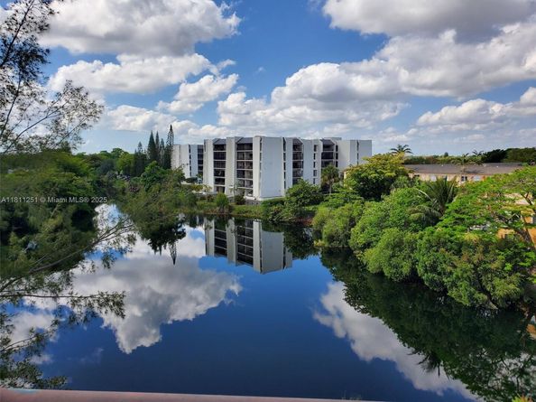 14250 SW 62nd St 505, Miami FL 33183