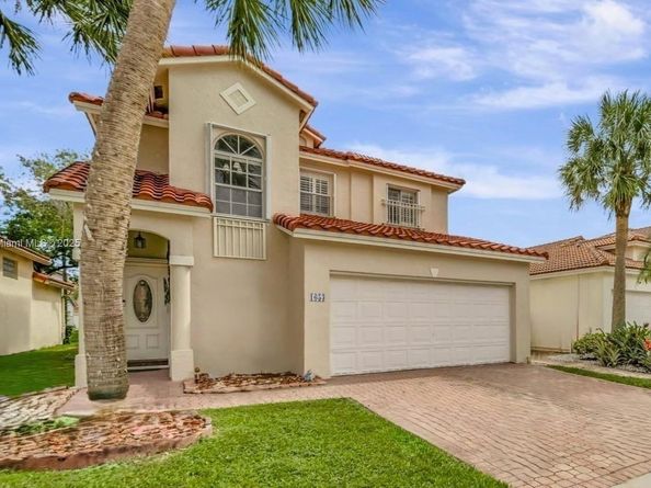 1653 SW 158th Ter, Pembroke Pines FL 33027