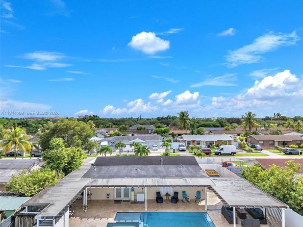 15321 SW 302nd St, Homestead FL 33033