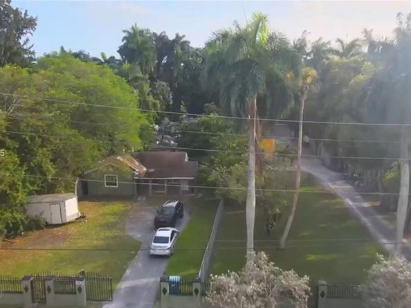 308 NW 159th St, Miami FL 33169