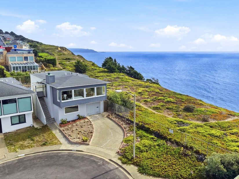 60 Roslyn Court, Daly City CA 94015