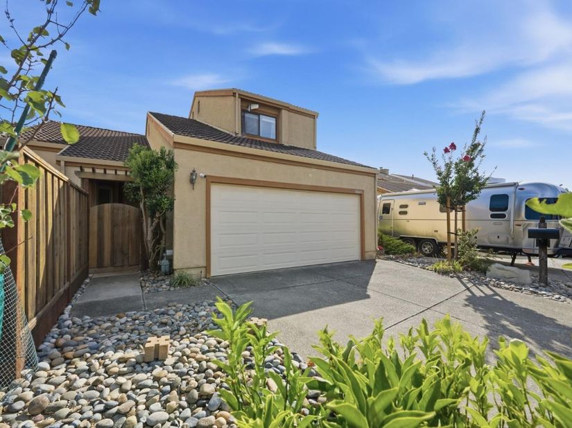 28169 Riggs Court, Hayward CA 94542