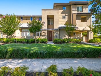 3728 Feather Lane