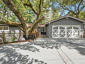 25 Woodhue Court