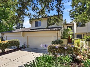 102 Lancewood Place