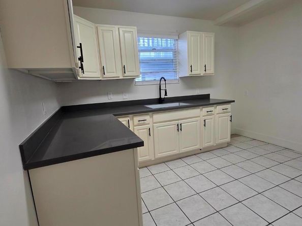 1181 60th Avenue, Oakland CA 94621