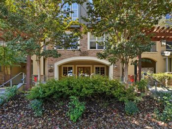 2881 Meridian Avenue