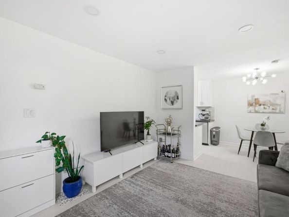 408 Boardwalk Avenue 1, San Bruno CA 94066