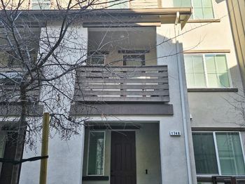 1746 Pedrozzi Common