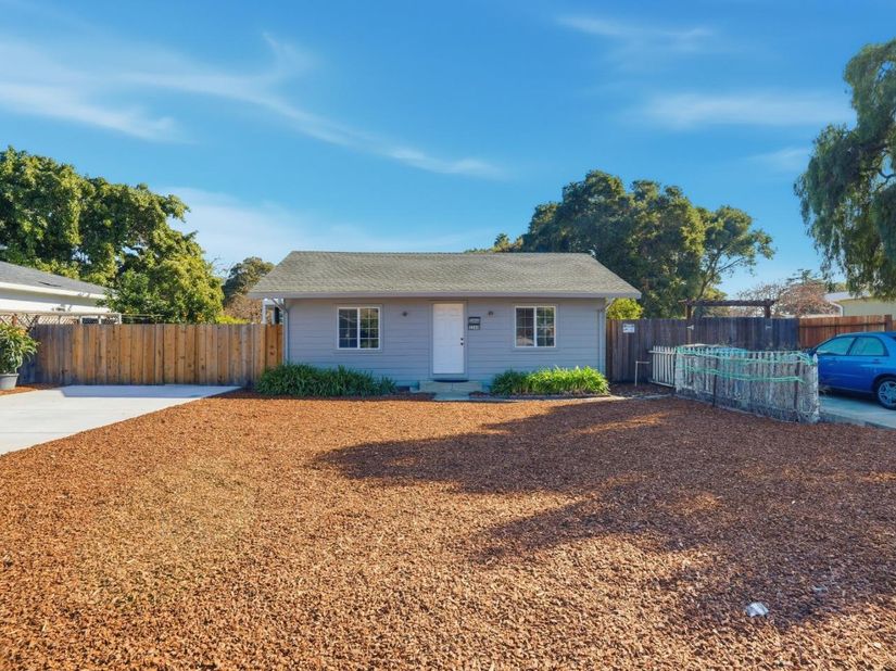 2260 Clarke Avenue, East Palo Alto CA 94303