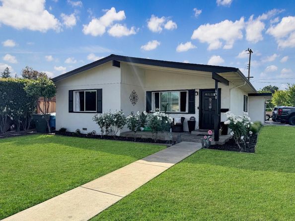 690 El Cerrito Way, Gilroy CA 95020