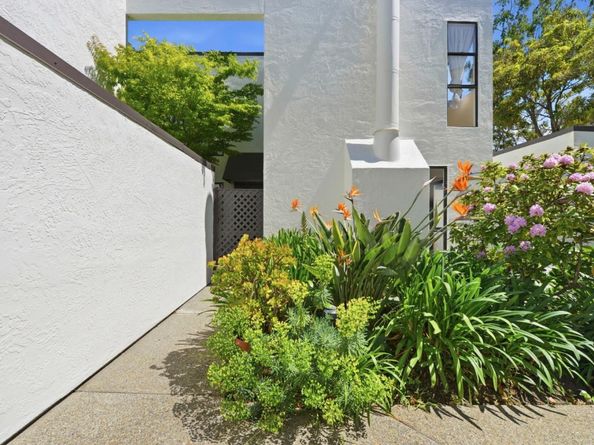 2001 Alameda De Las Pulgas 172, San Mateo CA 94403