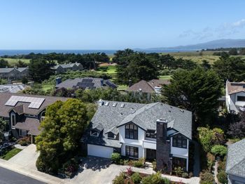 11 Fairway Place
