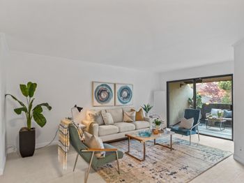 999 W Evelyn Terrace