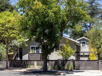 660 Palo Alto Avenue