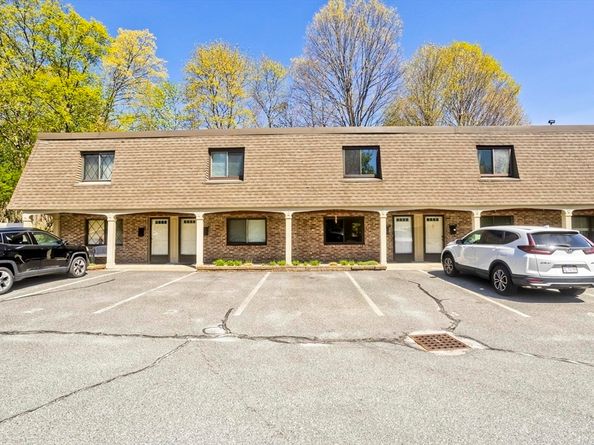 59 School St C3, Northborough MA 01532