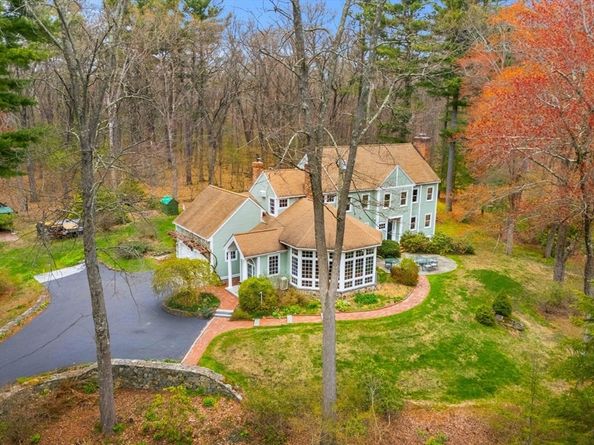37 Oak Ridge Rd, Boxford MA 01921