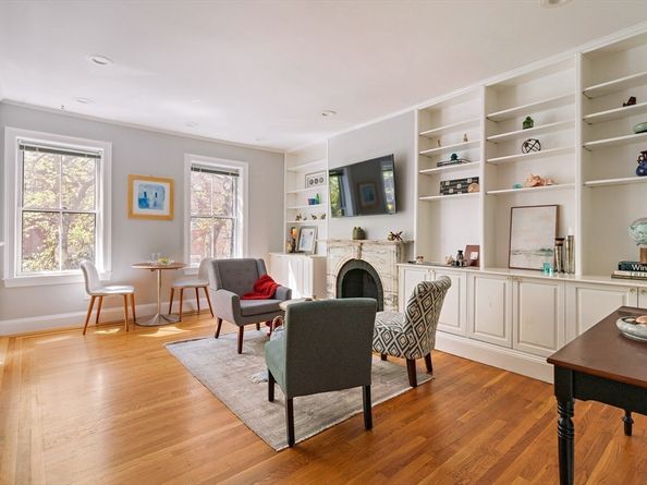 63 W Cedar St 2, Boston MA 02114