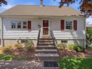 646 Lynn Fells Pkwy