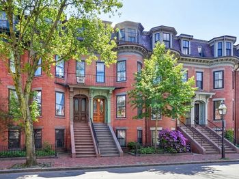 110 Appleton St