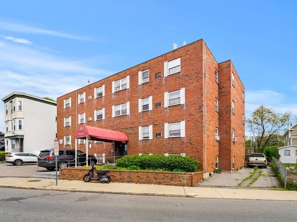 20 Hy-Sil Ave, Chelsea MA 02150