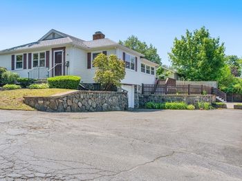 66 Overlook Rd