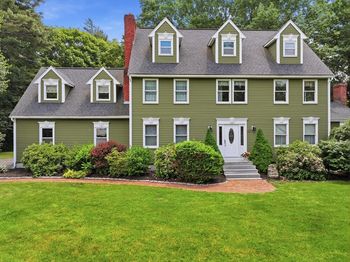 30 Knollwood Drive