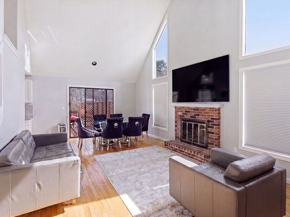 57 Carriage House Path, Ashland MA 01721