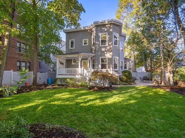 59-R Ellery St, Cambridge MA 02138
