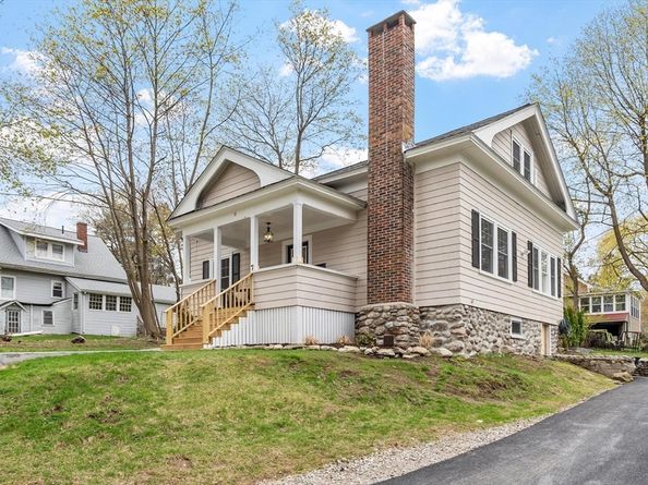 7 Albemarle St, Worcester MA 01605